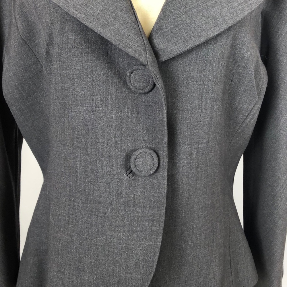 Larry Levine Gray Stretch Crop Blazer Jacket - Size 8 - Picture 3 of 10